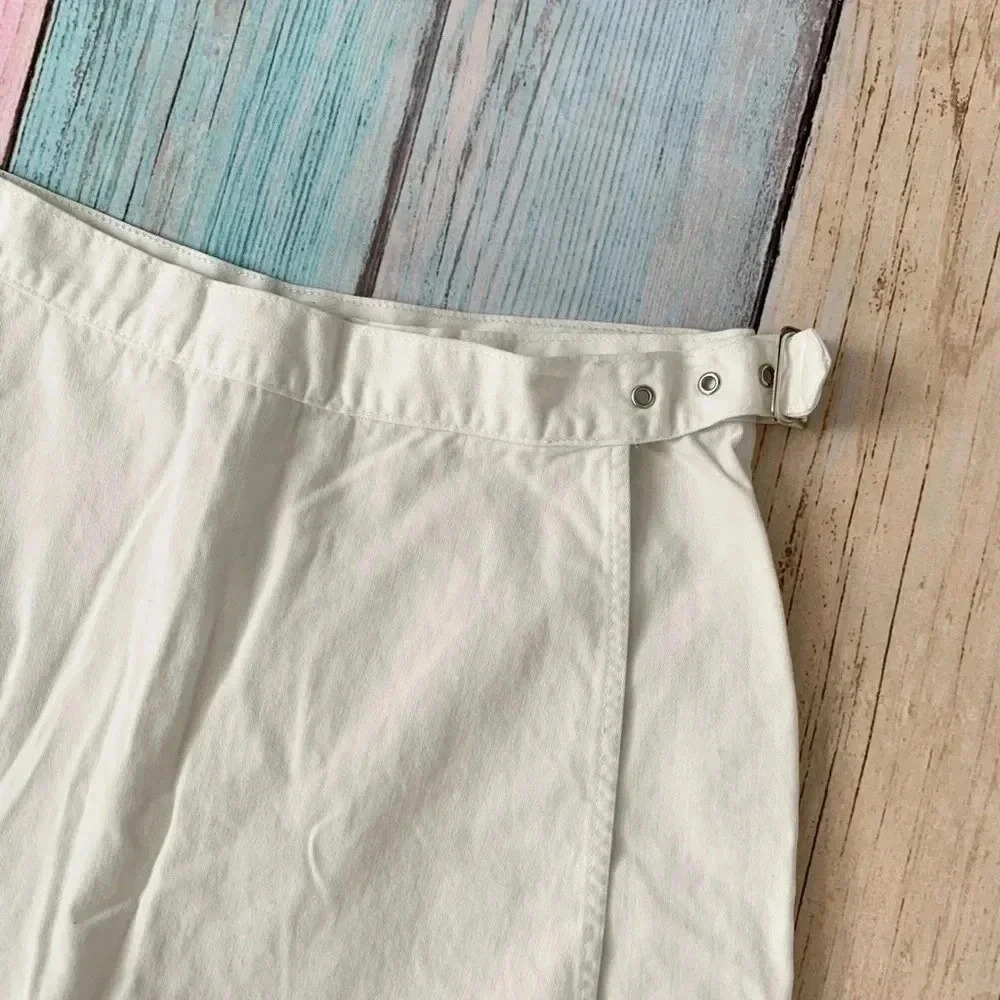 White jeanology skort - Picture 4 of 7